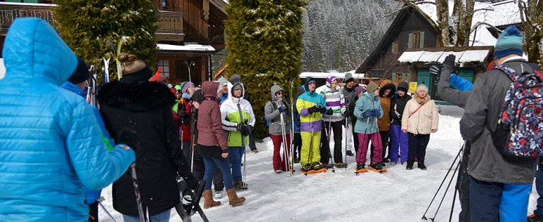 Knapp 50 Kundinnen und Kunden der Lebenshilfe Ennstal nahmen am Schneesporttag in der Blaa-Alm teil.